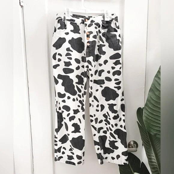 Cider // Cow Print Pants 🐄 - Picture 2 of 5